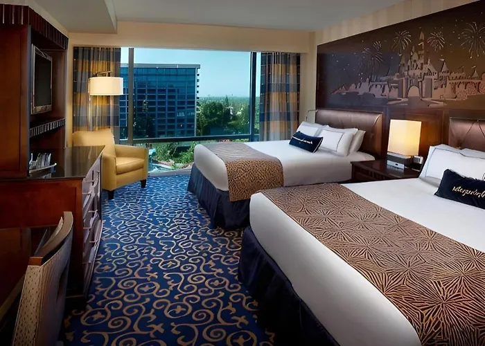 Disneyland Hotel